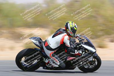 media/Mar-28-2022-Superbike Trackdays (Mon) [[b8603d0f67]]/Advanced Group (1pm-130pm)/Turn 9/